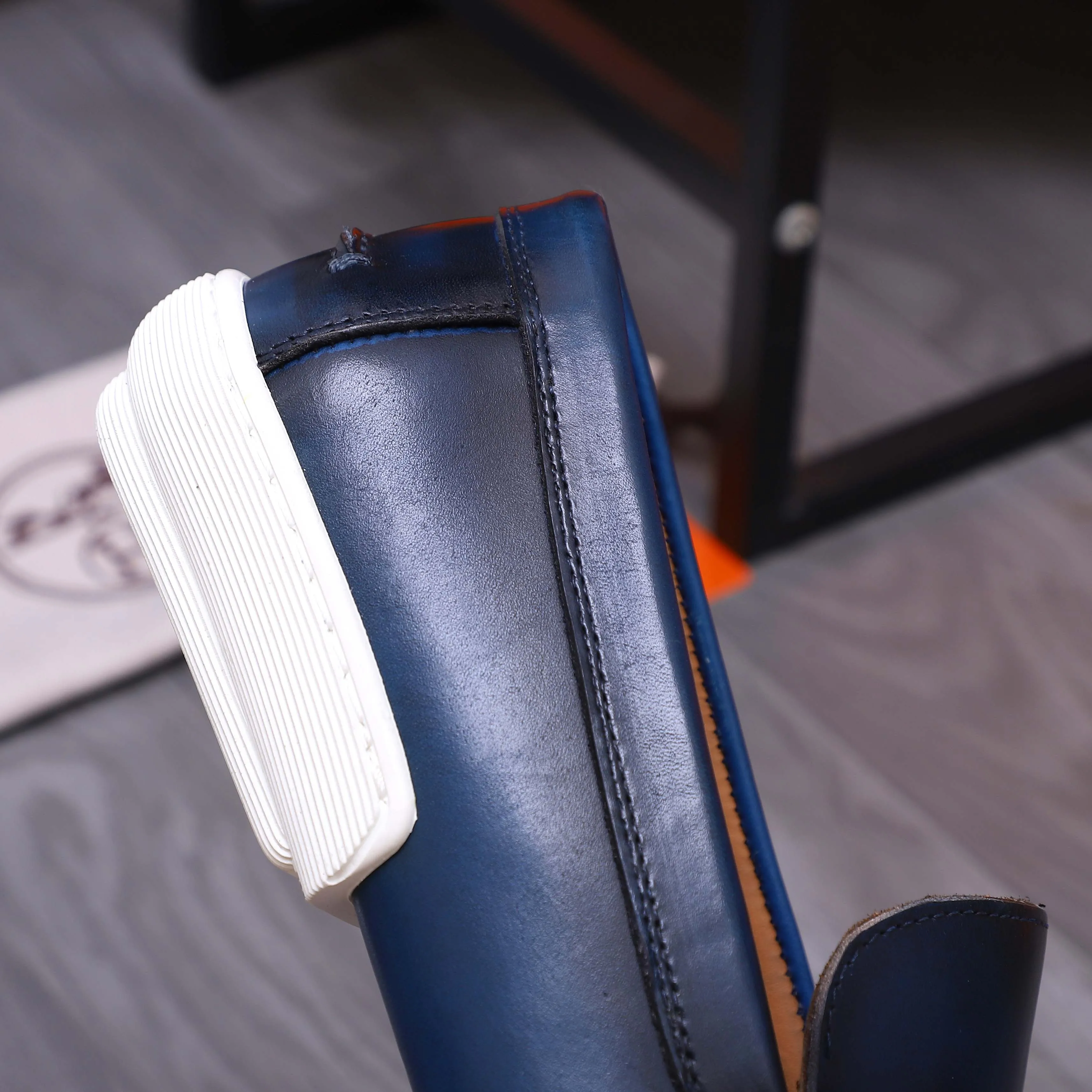 Men's shoes 💰500 Product trademark: HERMES "Hermes" casual slip-on leather shoes Regular size: 38-46 (45.46 custom-made, non-refundable) Product materials: Selected color-brushed cowhide upper, cowhide lining, original outsole